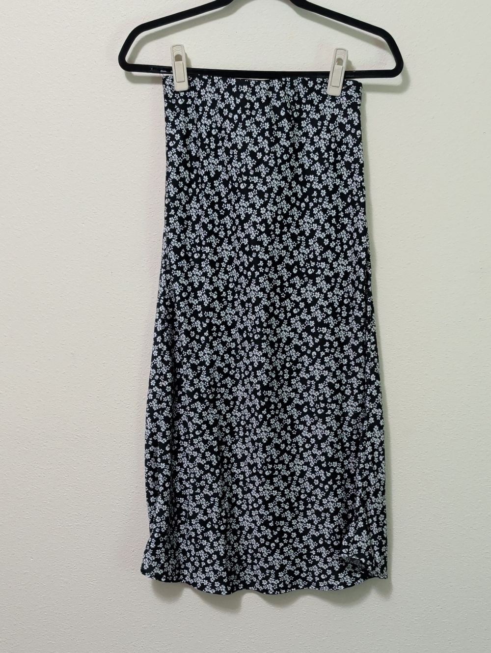 Urban Outfitters Black Midi Skirt with White Floral Print